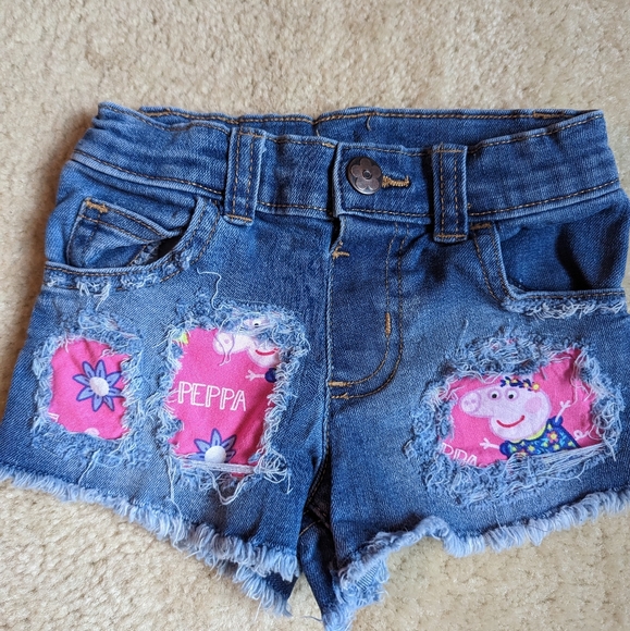 Custom Peppa Pig 3T Distressed Jean Shorts - Picture 1 of 3